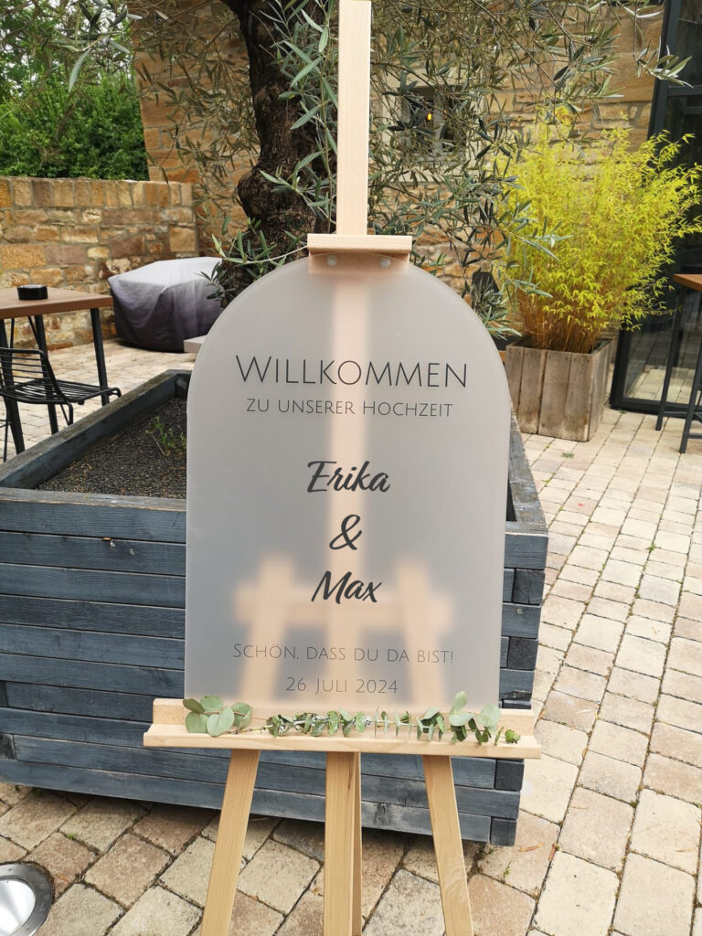 Say yes! Staffeleien für stilsichere moderne Hochzeiten Staffeleien