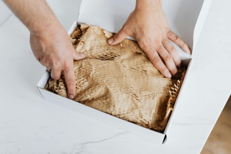Die einzigartige Warensendung: 10 Fragen, 10 Antworten Verpackung