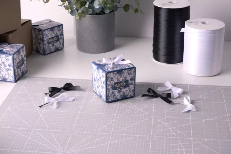 DIY Schleifen zum Dekorieren – so gelingen dekorative Hingucker im Handumdrehen! DIY Dekoschleifen